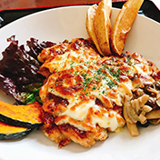 鶏肉のカレー豚みそチーズ焼き